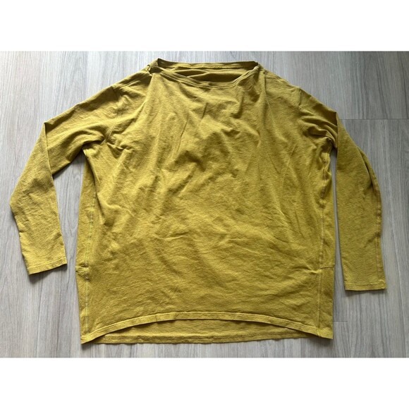 Lululemon Back In Action Long‎ Sleeve Shirt size 4 - Picture 1 of 2
